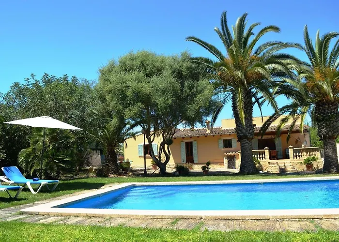 Finca Es Garballons, Landhaus Im Mallorquinischen Stil, Umgeben Von Natur